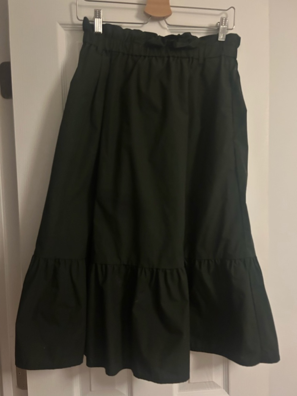 Uniqlo Dark Green Tiered Midi Skirt